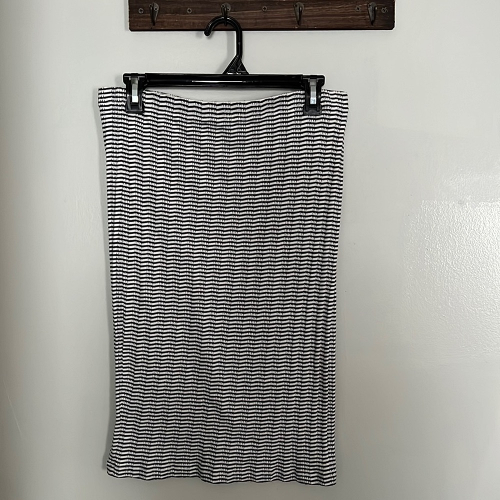 Express Pencil Skirt - Size L